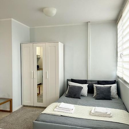 Przytulna Kawalerka Appartement Warschau Buitenkant foto