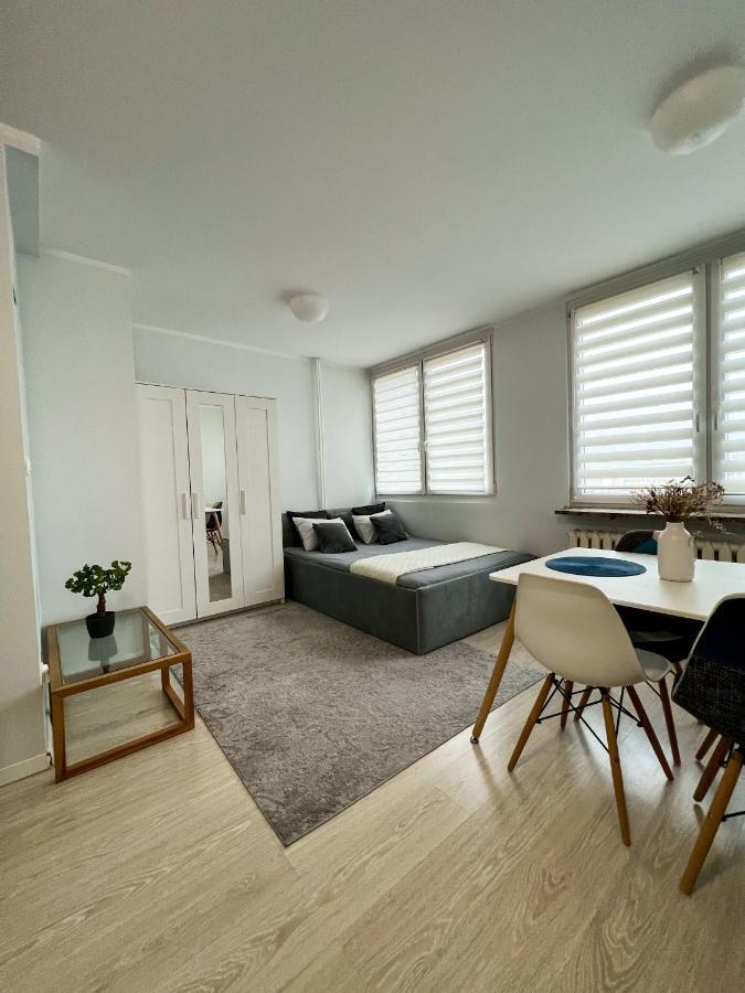 Przytulna Kawalerka Appartement Warschau Buitenkant foto